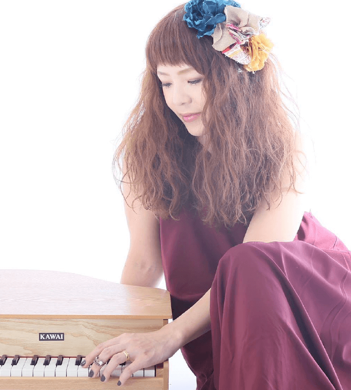 孔井嘉乃（あない・よしの）